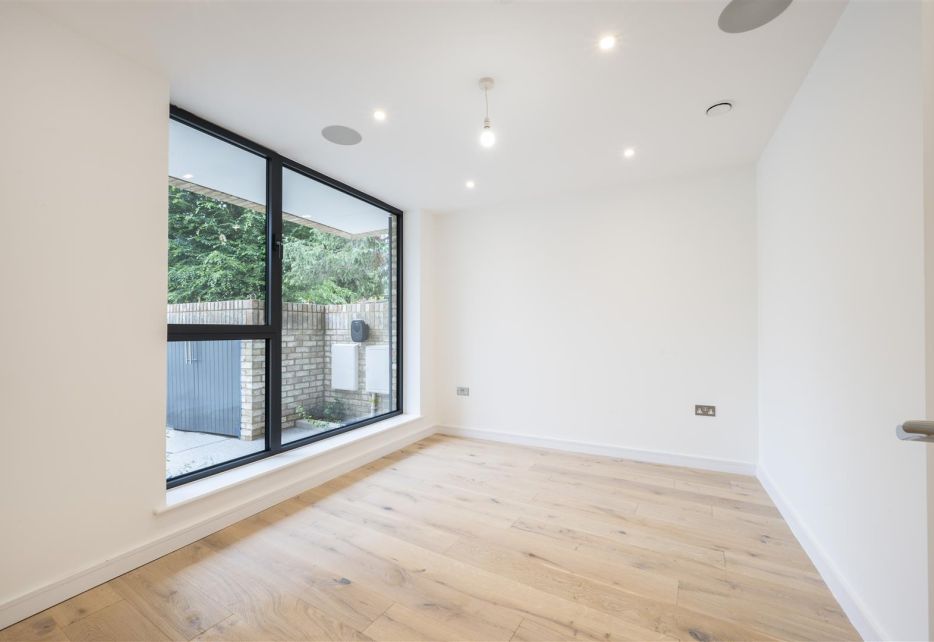 Orchard Grove, West Wimbledon, SW20