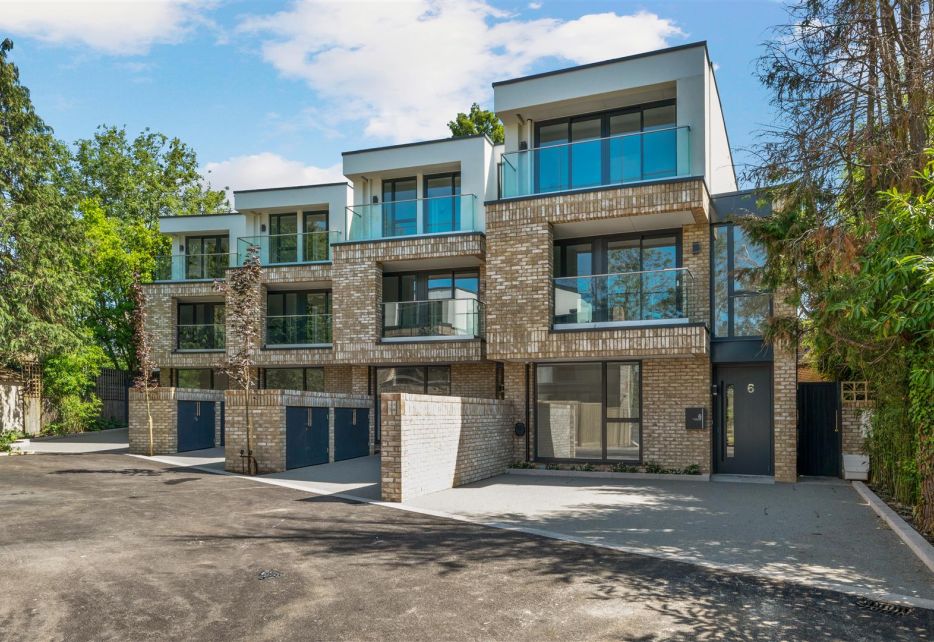 Orchard Grove, West Wimbledon, SW20