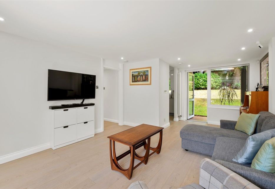 Oakhill Court, Edge Hill, Wimbledon, SW20