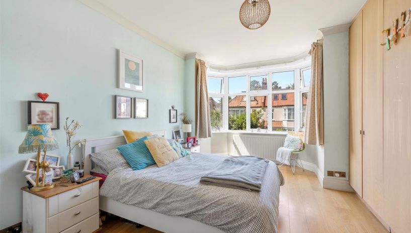 Laurel Road, London