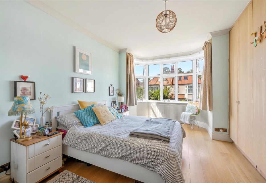 Laurel Road, London
