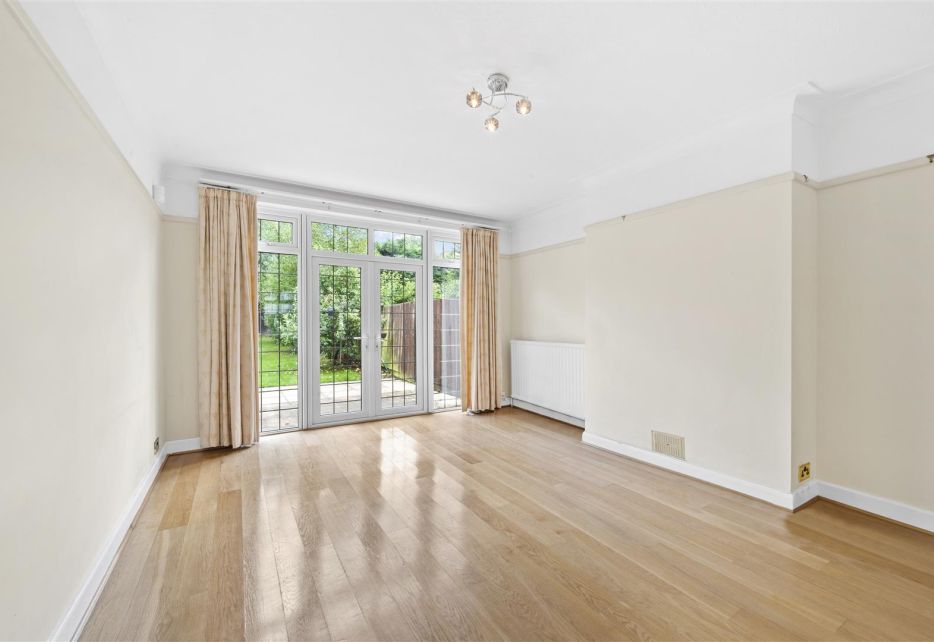 Holland Avenue, West Wimbledon, SW20