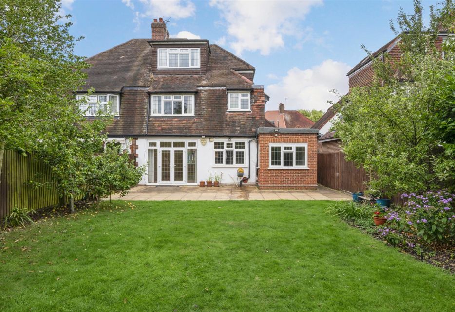 Holland Avenue, West Wimbledon, SW20