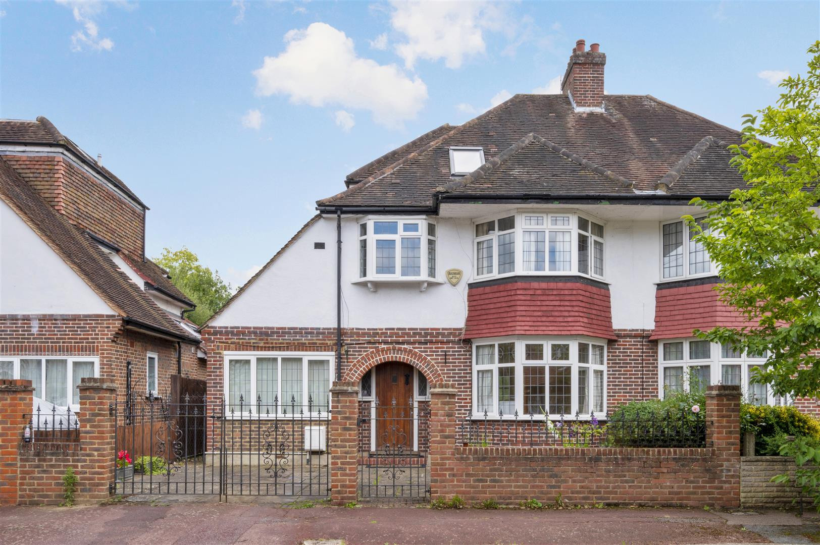 Holland Avenue | 34739231