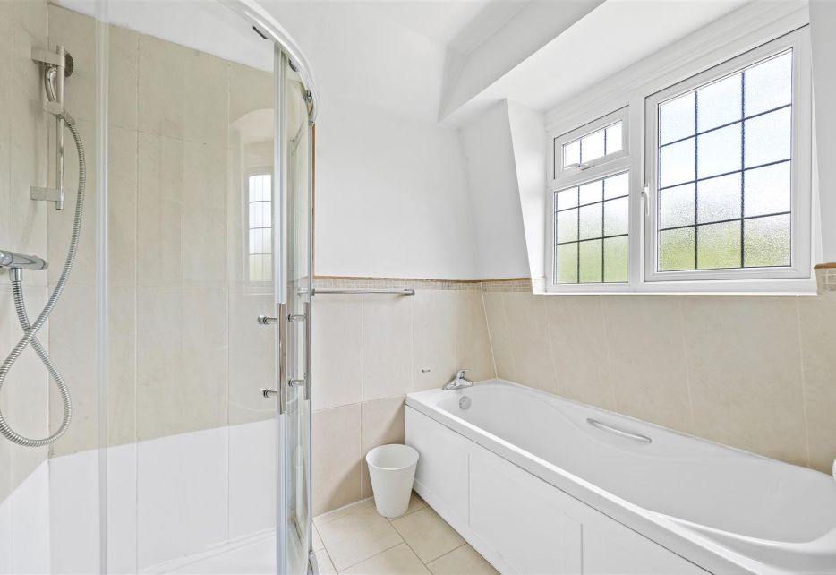 Holland Avenue, West Wimbledon, SW20