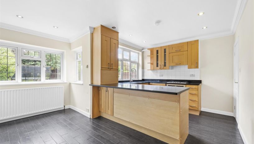 Holland Avenue, West Wimbledon, SW20