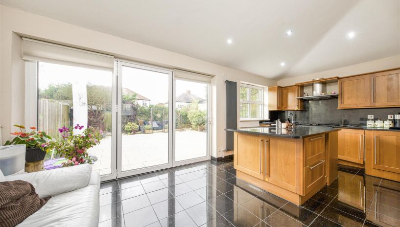 Holmsley Close, New Malden, KT3