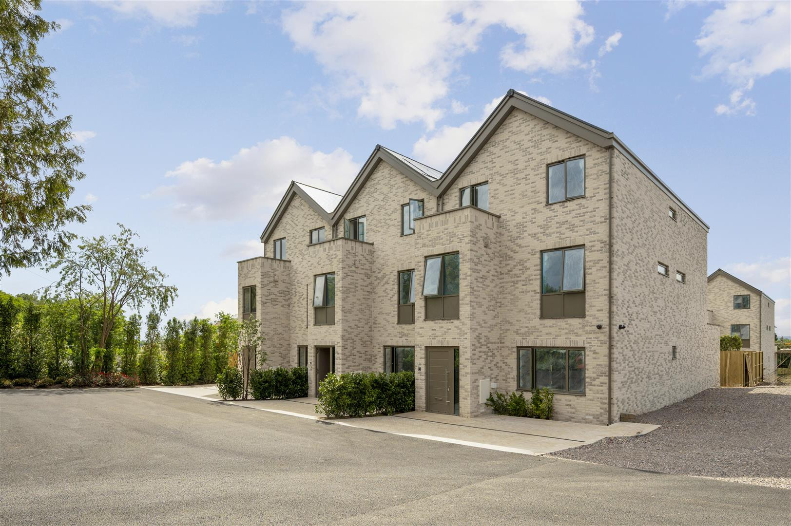 Coombe Lane West | 34746074