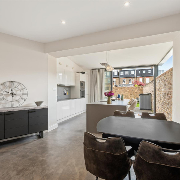 Lambton Road