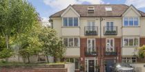 Home Park Road, London