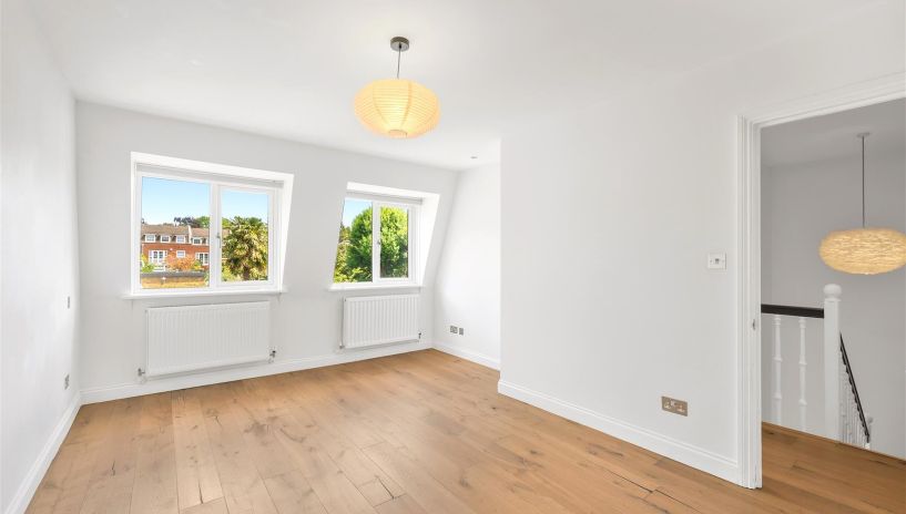 Leeward Gardens, Wimbledon, SW19
