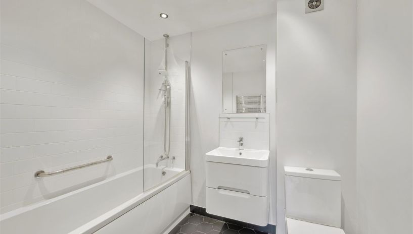 Leeward Gardens, Wimbledon, SW19