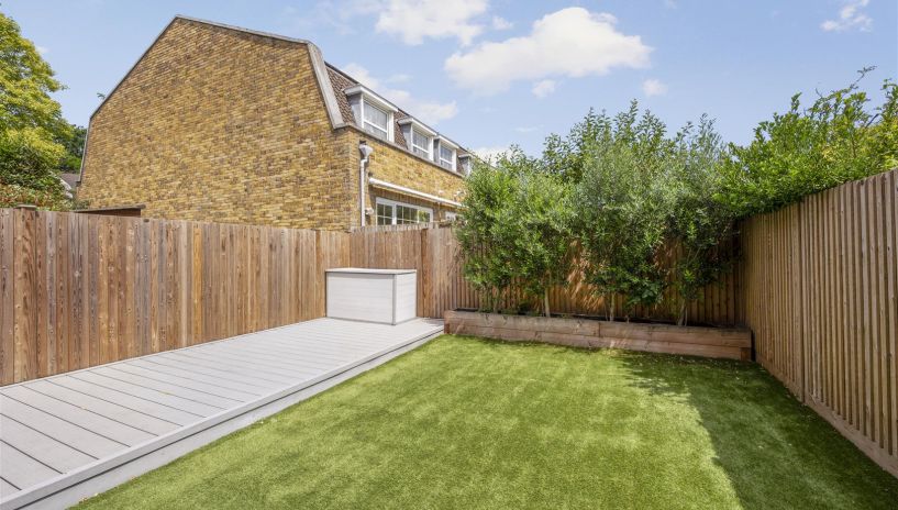 Leeward Gardens, Wimbledon, SW19