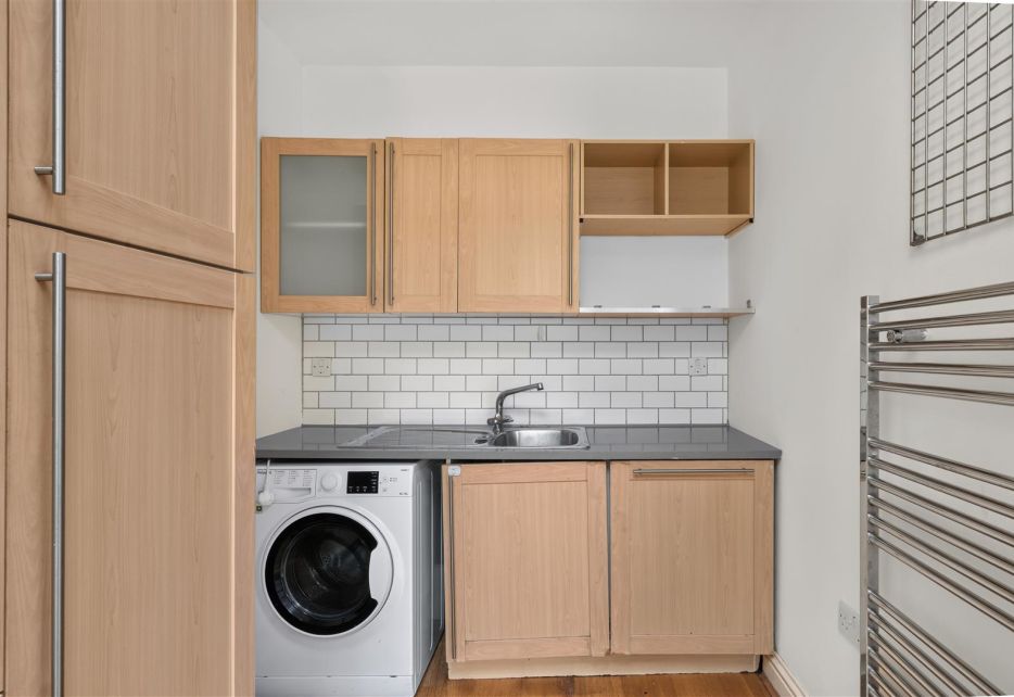 Kenwyn Road, West Wimbledon, SW20