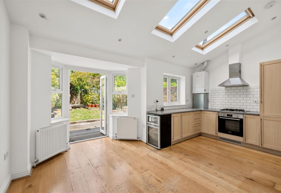 Kenwyn Road, West Wimbledon, SW20