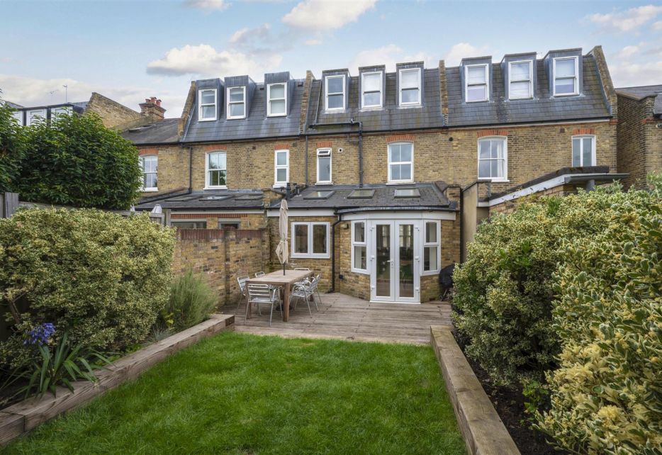 Kenwyn Road, West Wimbledon, SW20