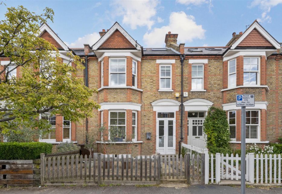 Kenwyn Road, West Wimbledon, SW20