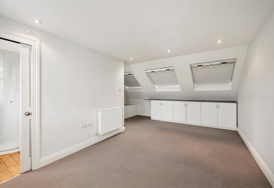 Kenwyn Road, West Wimbledon, SW20