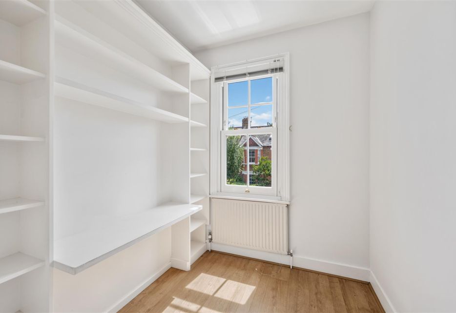 Kenwyn Road, West Wimbledon, SW20