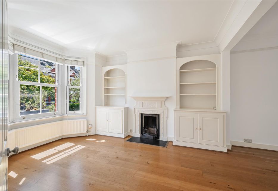Kenwyn Road, West Wimbledon, SW20