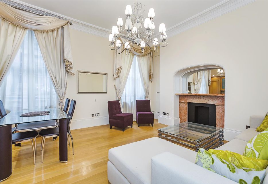 Queen's Gate Terrace, South Kensington, SW7