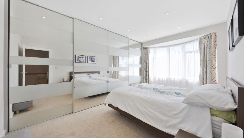 Meadow Close, Raynes Park, SW20