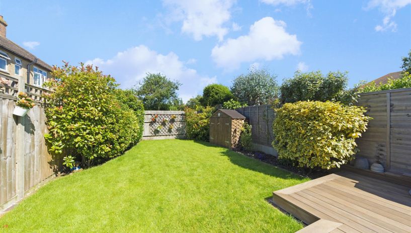 Meadow Close, Raynes Park, SW20