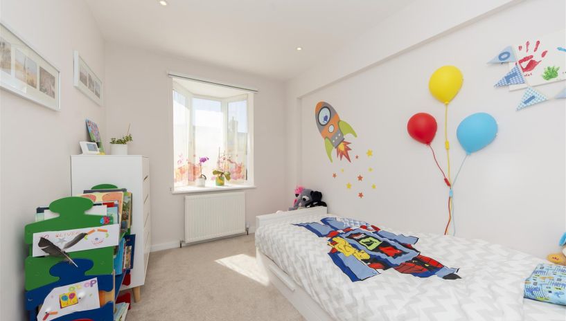Meadow Close, Raynes Park, SW20