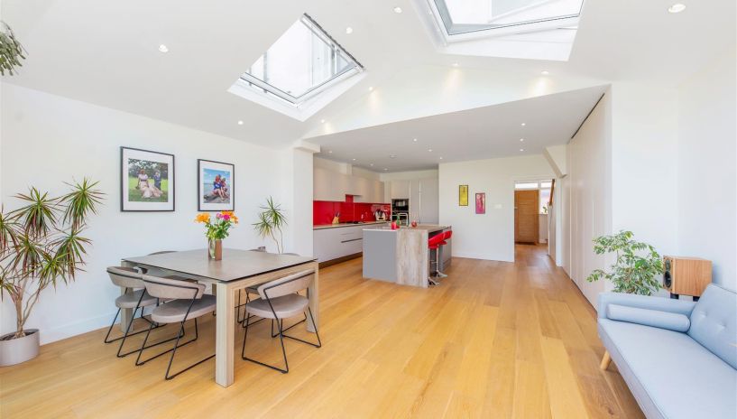 Meadow Close, Raynes Park, SW20