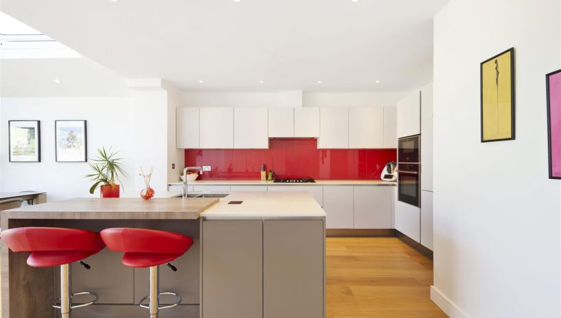 Meadow Close, Raynes Park, SW20
