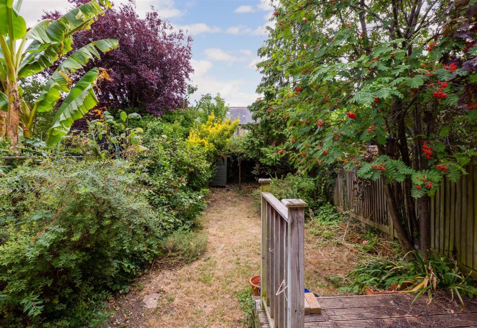Pendarves Road, West Wimbledon, SW20