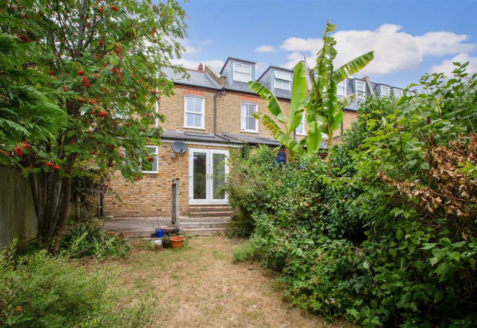Pendarves Road, West Wimbledon, SW20