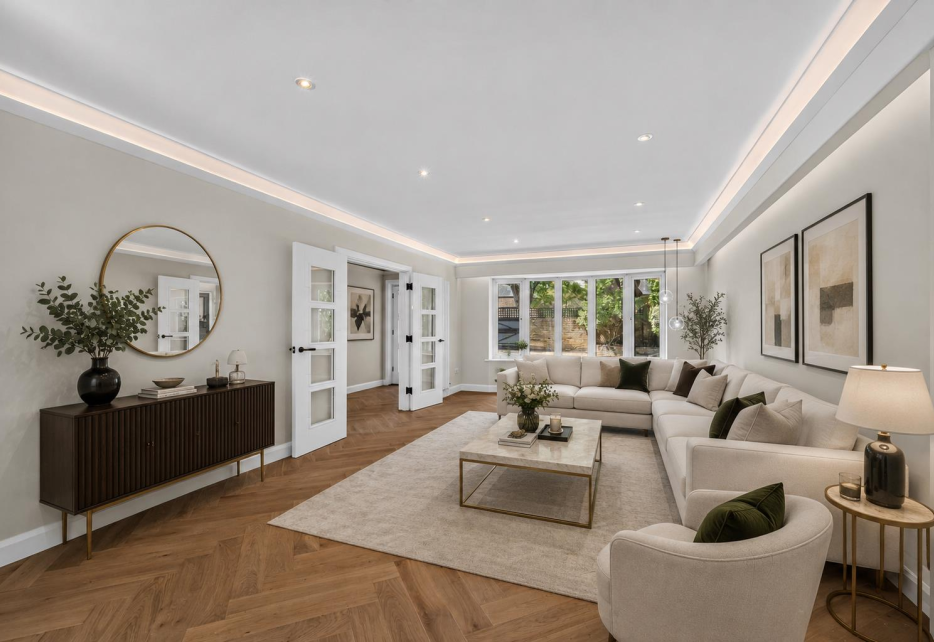 Cottenham Park Road, West Wimbledon, SW20