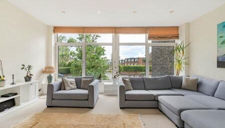 Cedar Court, Somerset Road, Wimbledon SW19