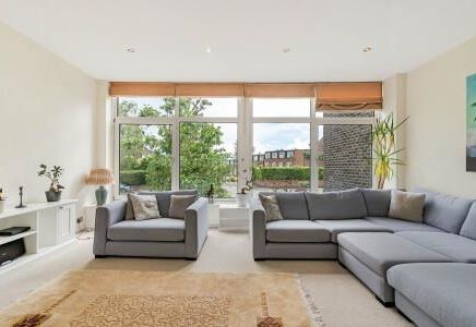 Cedar Court, Somerset Road, Wimbledon SW19