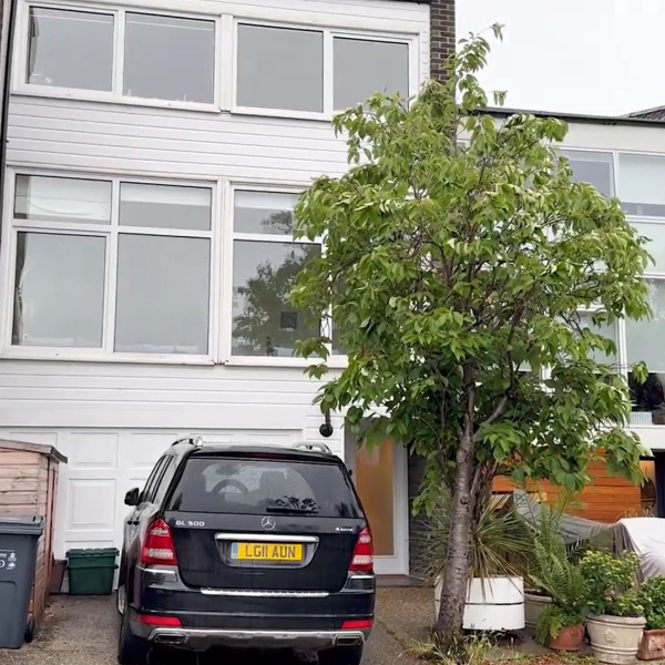 Cedar Court, Somerset Road