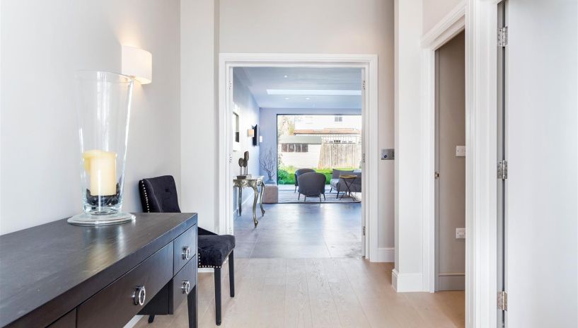 Oakwood Road, West Wimbledon, SW20