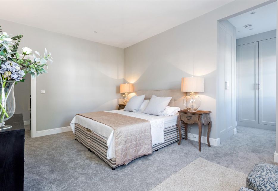 Oakwood Road, West Wimbledon, SW20