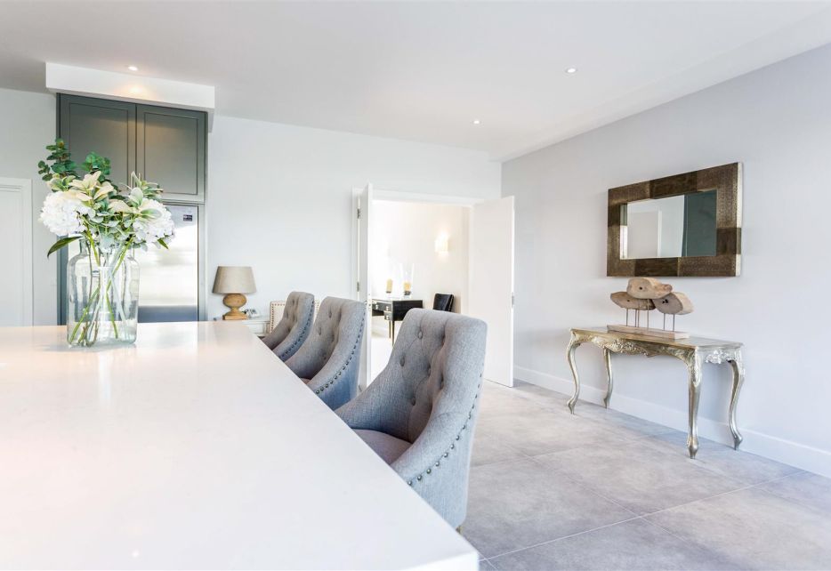 Oakwood Road, West Wimbledon, SW20