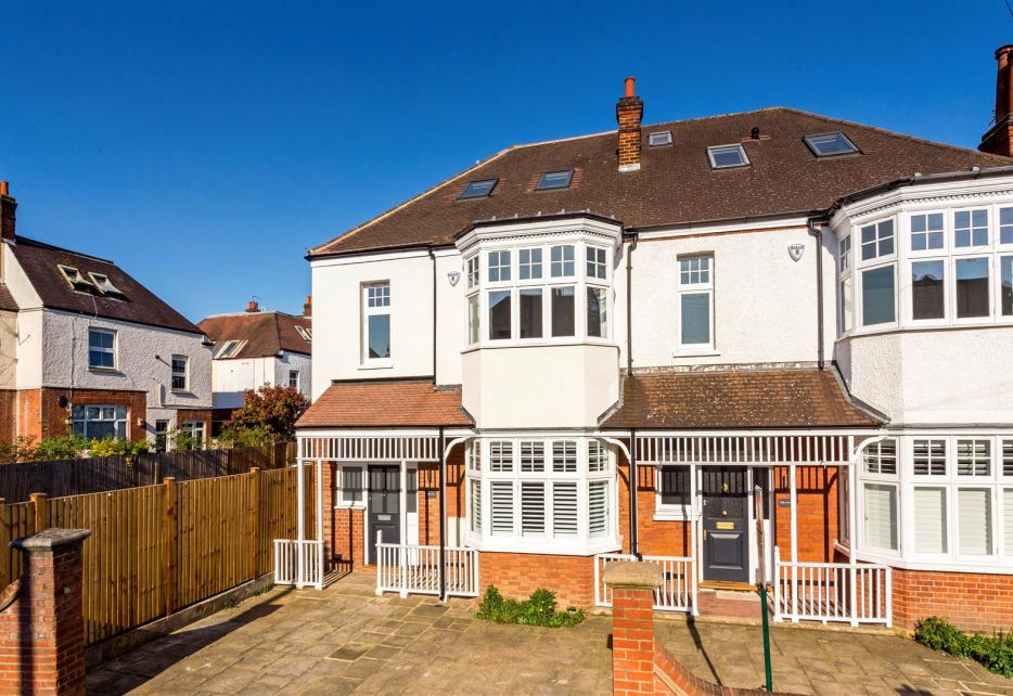 Oakwood Road, West Wimbledon, SW20