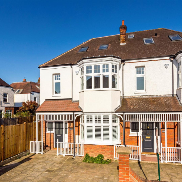 Oakwood Road