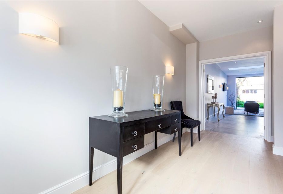 Oakwood Road, West Wimbledon, SW20