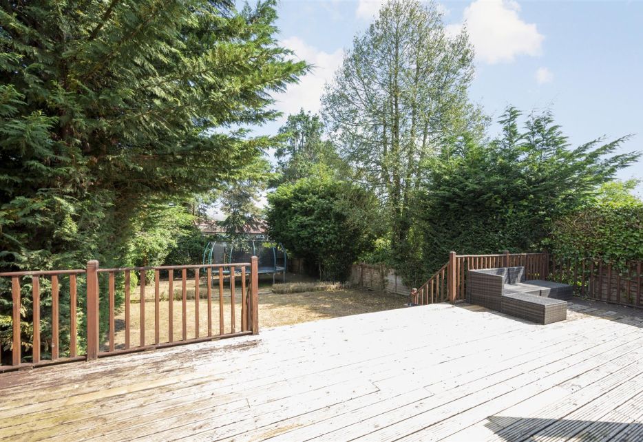 Ullswater Crescent, Kingston Vale, SW15