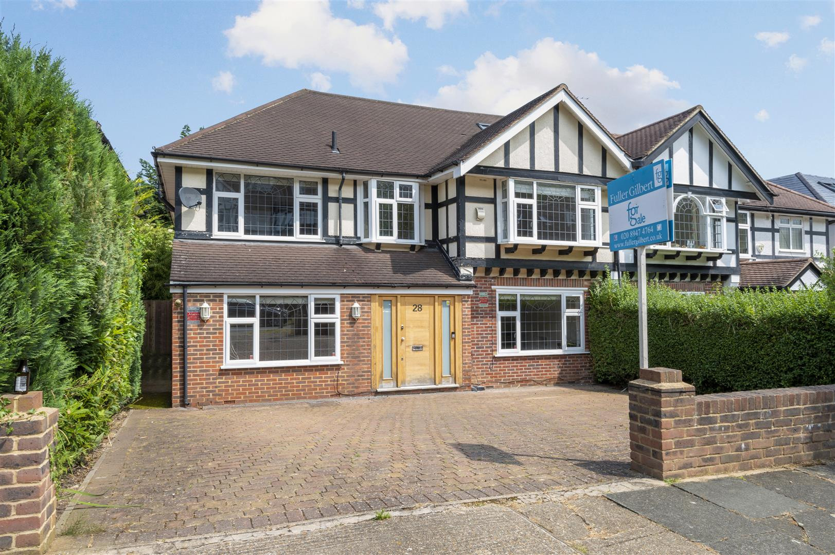 Ullswater Crescent | 34863133
