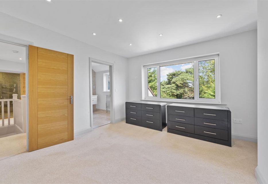 Ullswater Crescent, Kingston Vale, SW15