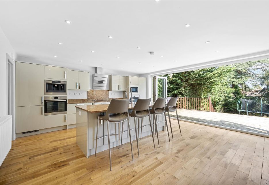 Ullswater Crescent, Kingston Vale, SW15