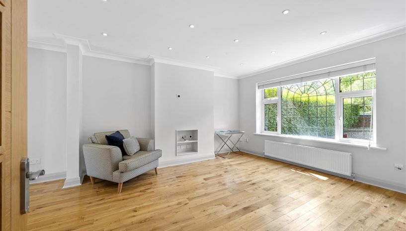 Ullswater Crescent, Putney Vale, SW15