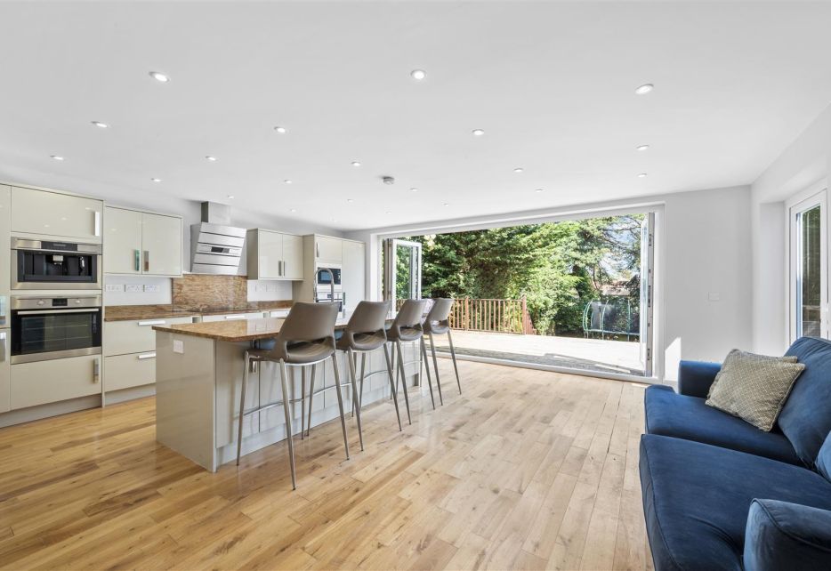 Ullswater Crescent, Kingston Vale, SW15