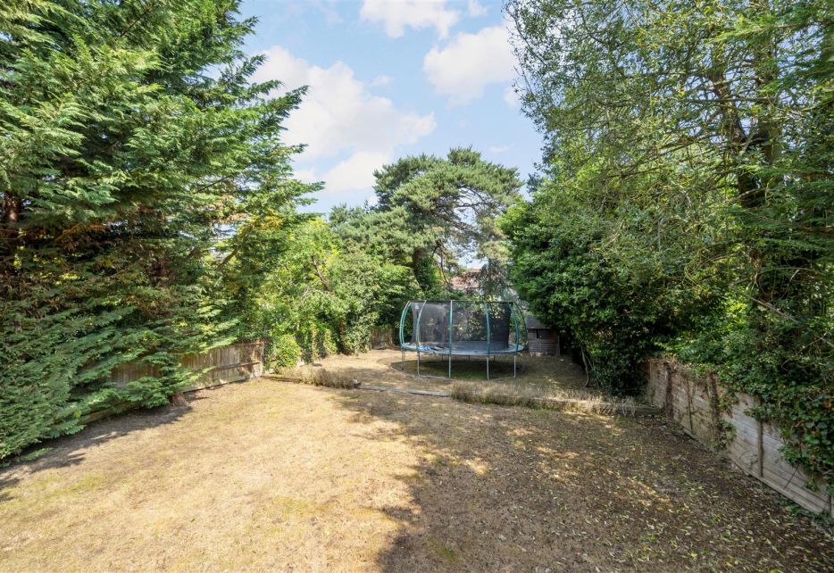 Ullswater Crescent, Kingston Vale, SW15