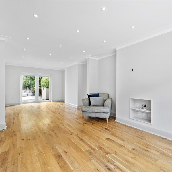 Ullswater Crescent